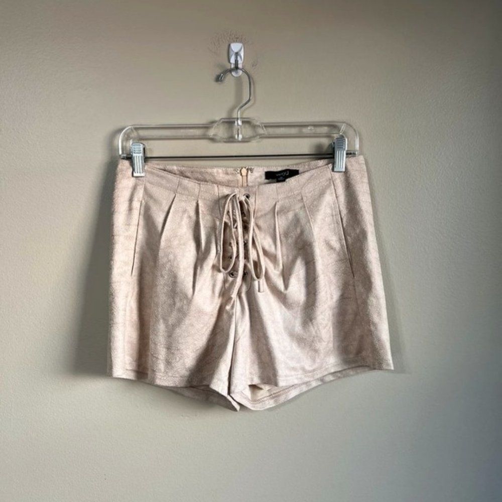 Very J Medium brown shorts